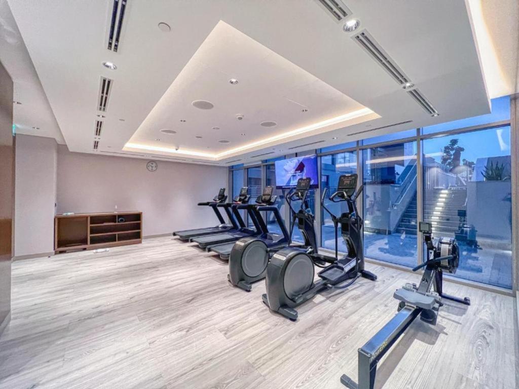 White Sage - Elegant With Unobstructed Views * Dubai