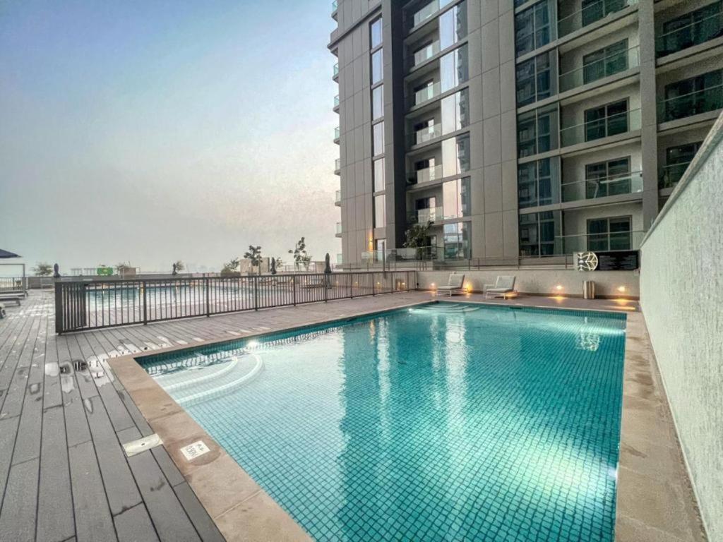 White Sage - Elegant With Unobstructed Views Dubai